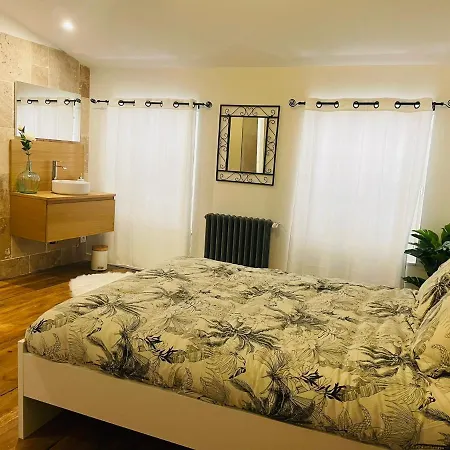 Les Dames Jeannes Guest house Jarnac