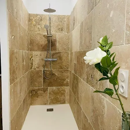 بيت ضيافة Les Dames Jeannes جارناك
